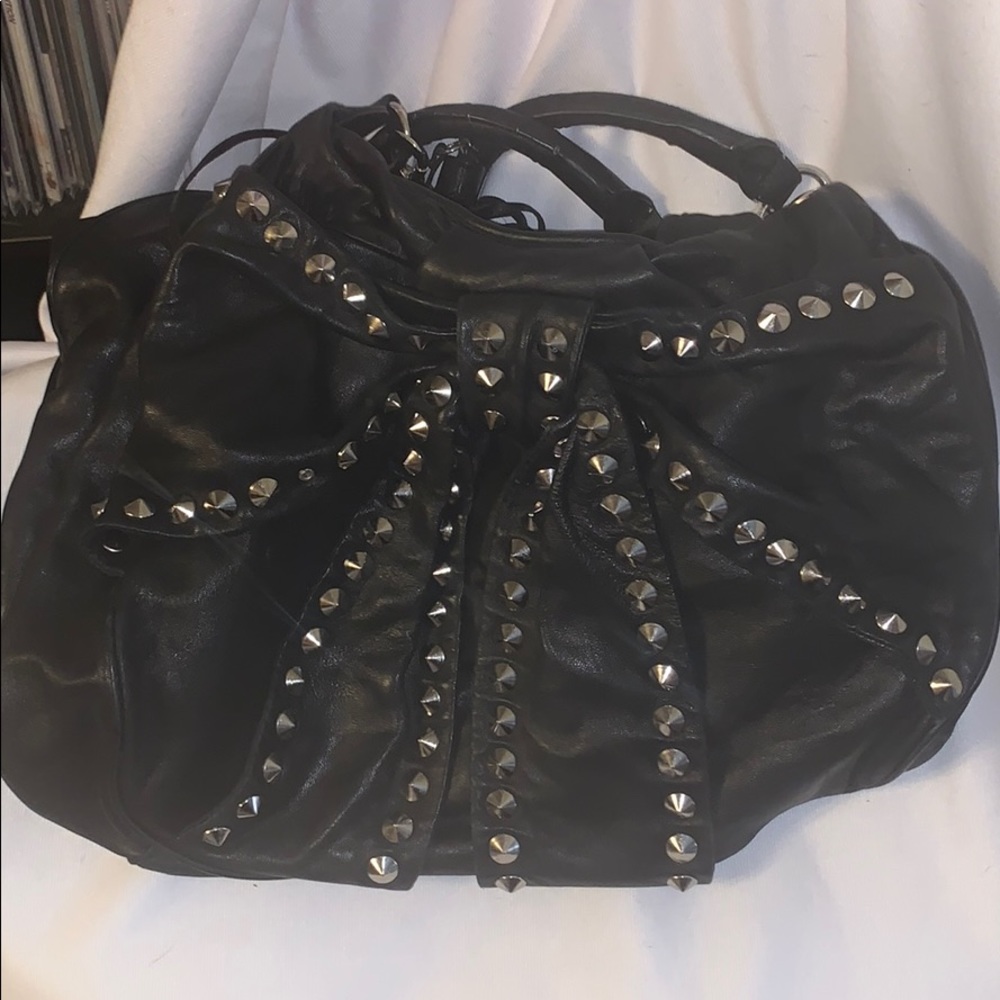 Bows and Arrows bag as seen in SOA